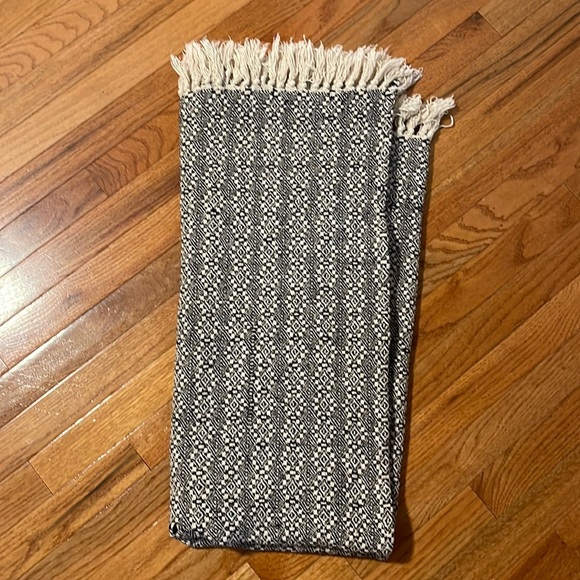 Elements by Erin Gates Other - Cotton Throw Blanket 48x40”